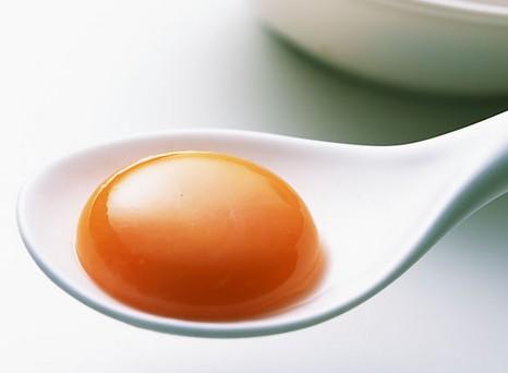 宝宝湿疹可以吃蛋黄吗_蛋黄-儿童护理蛋黄-鸡蛋-食物