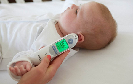 宝宝发烧时体温是多少度？宝宝体温高于37℃是发烧吗_体温-常见疾病-儿童护理高于-腋窝-正常值