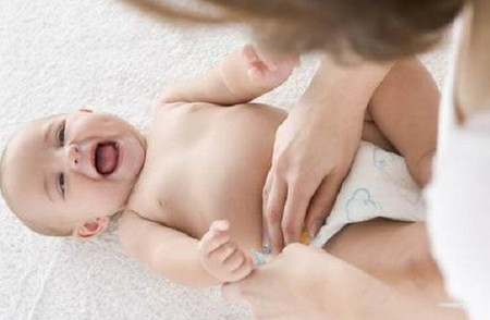 宝宝湿疹还腹泻怎么办_腹泻-儿童护理宝宝-婴幼儿-蛋白