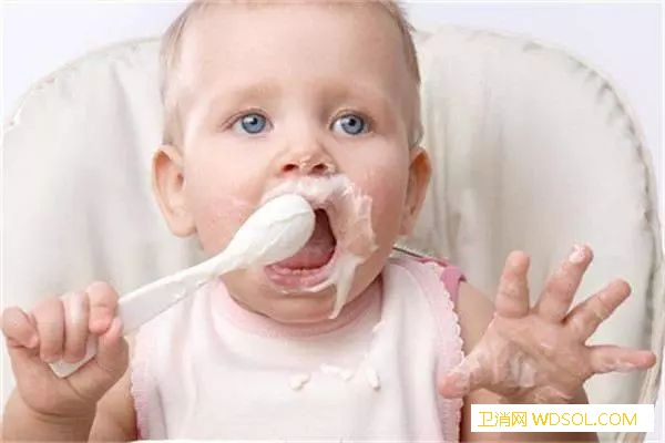 宝宝辅食添加在什么时候_儿童护理-护理蛋黄-坚果-蔬菜