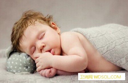 宝宝什么时候可以睡枕头_平躺-枕头-睡觉-妈妈-宝宝-什么时候-脊柱-
