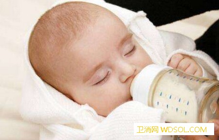 宝宝喝奶粉上火怎么办_上火-奶粉-白开水-解决方法-适量-宝宝-肠胃-