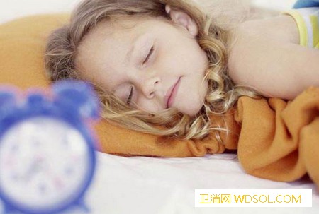 这2种叫醒方式影响孩子的身高和智力发育_叫醒-智力-起床-妈妈-影响-孩子-睡眠-