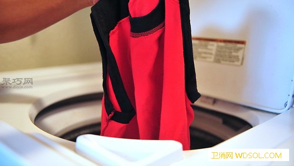 怎样保持洗衣机的清洁清洗你的洗衣机_晾晒-洗衣机-气味-清洗-