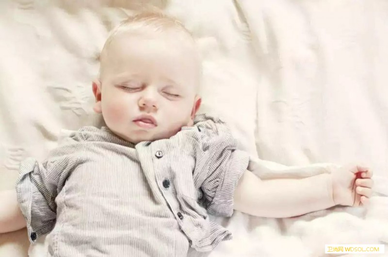 宝宝频繁夜醒是什么原因_月龄-睡眠-白天-晚上-