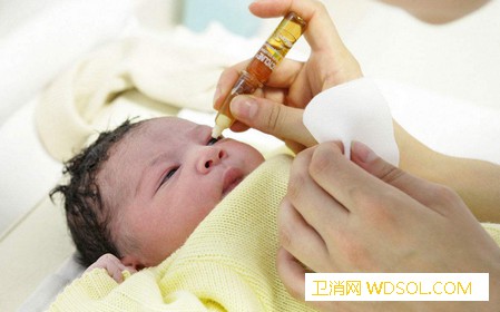 新生儿如何护理_排尿-尿布-清洗-皮肤-