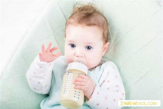 如何正确的给宝宝转奶_喂养-腹泻-奶粉-妈妈-
