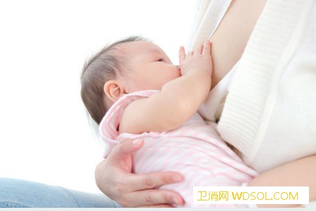 给宝宝喂奶时会出现什么情况_皲裂-喂奶-乳头-乳房-