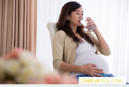 孕期应该怎么喝水_烧心-孕期-饭后-水分-