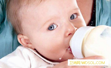 新生儿吐奶频繁是什么原因_肠胃-月龄-原因-宝宝-