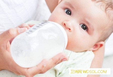 给不同性格宝宝喂奶的技巧_吸吮-喂奶-乳汁-母乳-