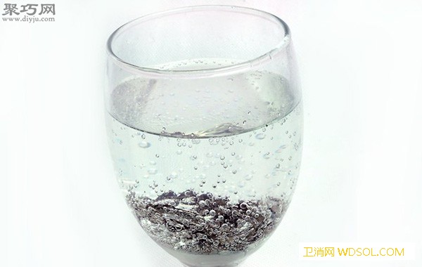 怎么清洗纯银饰品用家庭用品为银器上光图片教_银器-上光-番茄酱-银饰-