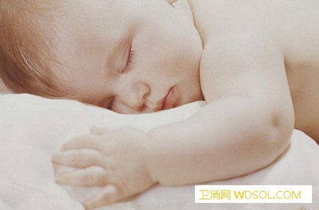 新生儿一天睡多长时间是正常的_哺乳-睡眠-睡眠时间-妈妈-