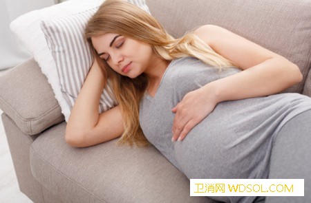 怀孕后总睡不好是怎么回事_睡姿-孕期-睡前-孕妇-