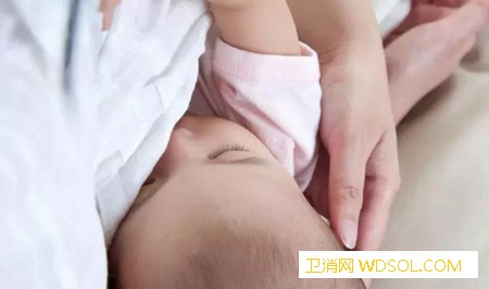 哺乳期不能做什么行为_哺乳期-母乳-影响到-宝宝-