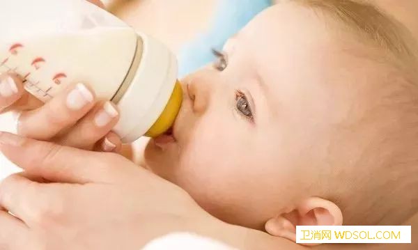 宝宝厌奶期如何应对_奶嘴-喂奶-奶粉-食欲-