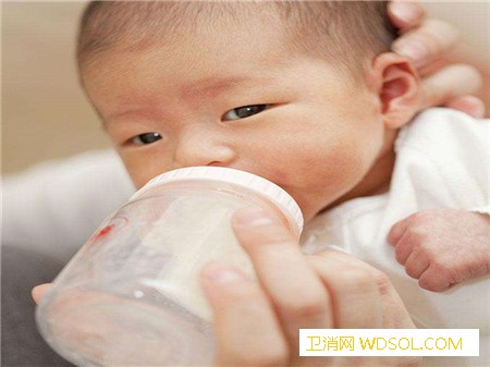 宝宝1岁前怎么喂养最好每个月的喂养次数时间_喂奶-母乳-喂养-时间表-