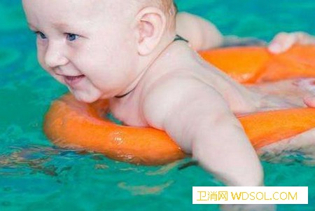 婴儿游泳有什么好处_健康成长-婴儿-游泳-宝宝-