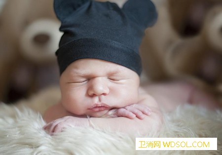婴儿感冒鼻塞怎么办_棉签-鼻塞-鼻腔-分泌物-