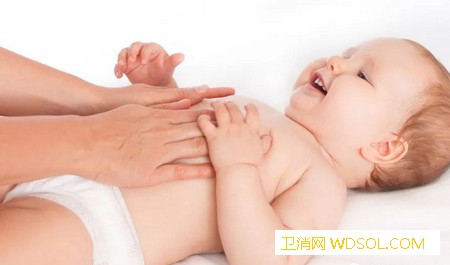 婴儿肚脐突出来怎么办_肚脐眼-胶布-肚脐-腹部-