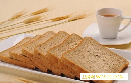 宝宝吃全脂面包应注意什么区别_谷类-面粉-面包-营养-