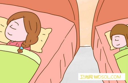 大宝不愿意分床睡怎么办_老小-依恋-父母-妈妈-