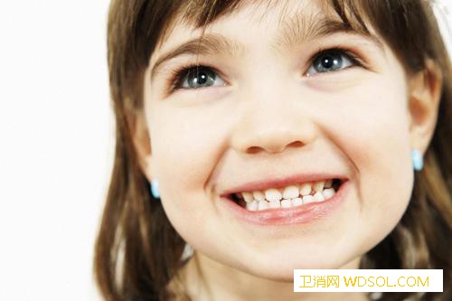 儿童牙齿涂氟年龄几岁开始涂氟最好_氟化-钙化-龋齿-细菌-