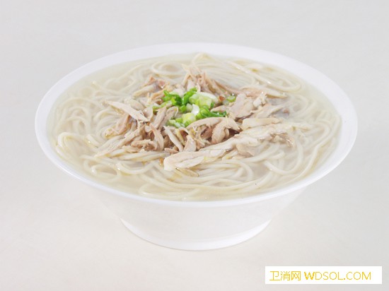 宝宝辅食鸡肉的做法大全孩子吃鸡肉可以这样做_甘蓝-倒入-鸡肉-辅食-