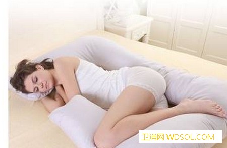 孕早、中、晚期正确的睡觉姿势_睡姿-胎儿-姿势-睡眠-