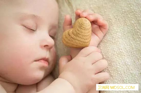 宝宝总是夜醒哭闹怎么办_排尿-喂奶-尿布-爸爸-