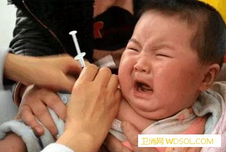 宝宝打针总是哭闹怎么办_糖水-打针-疫苗-情绪-