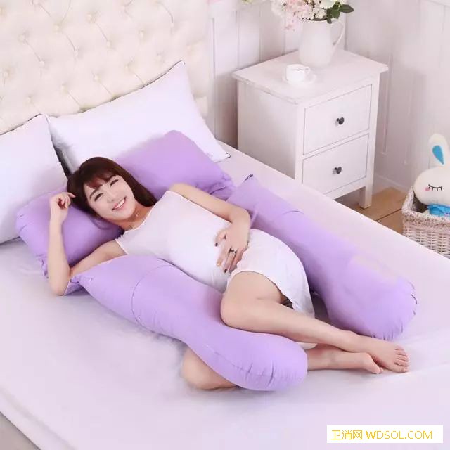 孕期一直左侧卧会影响宝宝吗_侧卧-平躺-睡姿-胎儿-