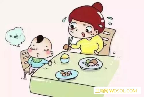 宝宝独立吃饭的黄金期_勺子-爸妈-吃饭-食物-