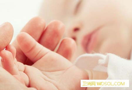宝宝冬季睡觉注意什么问题_睡觉-衣服-孩子-什么问题-