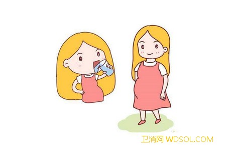 怀孕后孕妈缺水的表现有哪些_缺水-胎儿-喝水-准妈妈-