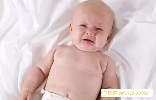 宝宝总是突然哭闹是什么原因？_绞痛-母乳-哭闹-哺乳-