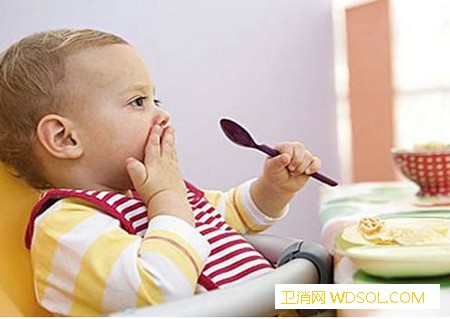 宝宝吃辅食就吐怎么回事宝宝辅食不能有哪些食_蜂蜜-婴儿-食物-辅食-