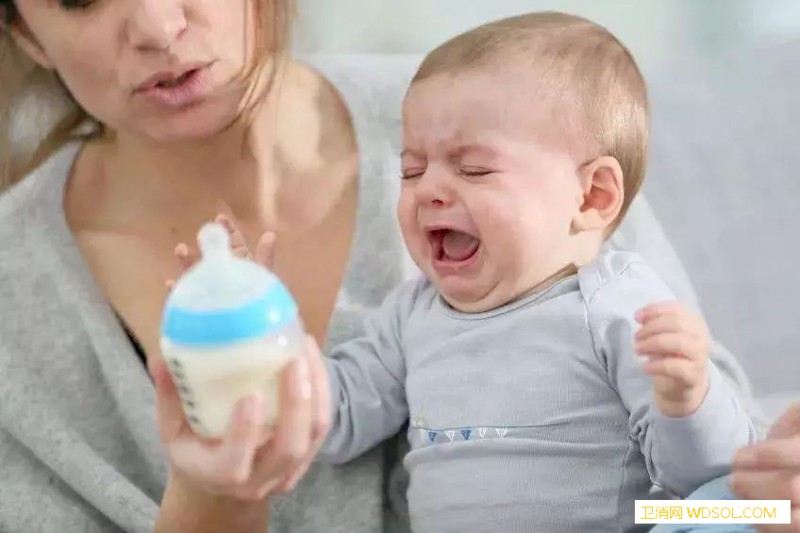 宝宝3天才拉一次臭臭是便秘还是攒肚？_排便-肛门-母乳-便秘-