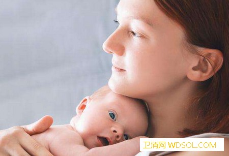 新生儿常见的3大问题_打嗝-尿布-护理-家长-