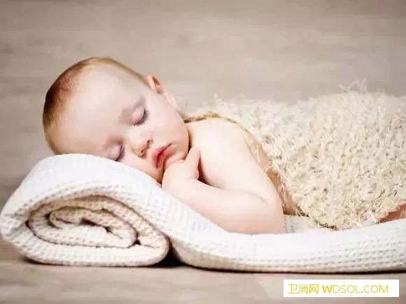 宝宝的睡姿透露着宝宝未来的性格_睡姿-性格-宝宝-孩子-