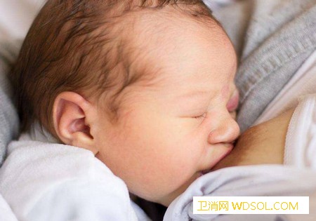 母乳喂养的10种方法与技巧_喂奶-乳汁-产妇-哺乳-