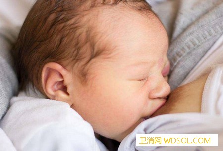 婴儿喂奶作息时间要如何安排_喂奶-婴儿-醒来-睡觉-