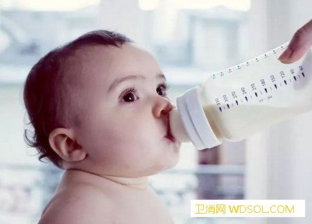 宝宝长期用奶瓶有哪些危害_乳牙-奶瓶-牙齿-长期-