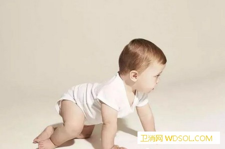 宝宝学走路要注意什么_手推车-爸妈-走路-宝宝-
