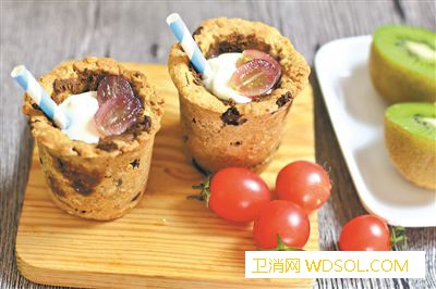 喝完牛奶连杯子都要“食光”_黄油-烘焙-搅拌-杯子