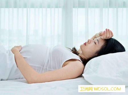 孕期睡觉翻身的时候胎儿在干什么呢？_胎动-羊水-脐带-孕期-