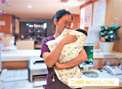 “网约护士”进行时_换药-护士-护理-上门