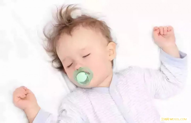 宝宝睡觉时间长有问题吗？_个月-吃奶-睡眠时间-睡觉-