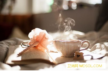 孩子再饿也不能吃的12类食物！_生长发育-蛋白质-婴儿-饮料-