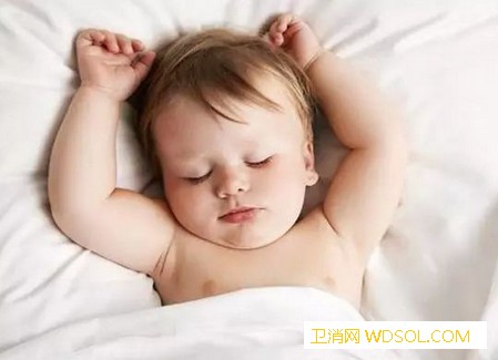新生宝宝怎么睡觉最安全_侧卧-睡姿-会使-窒息-